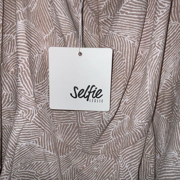 Back tie dress - Picture 6 of 8